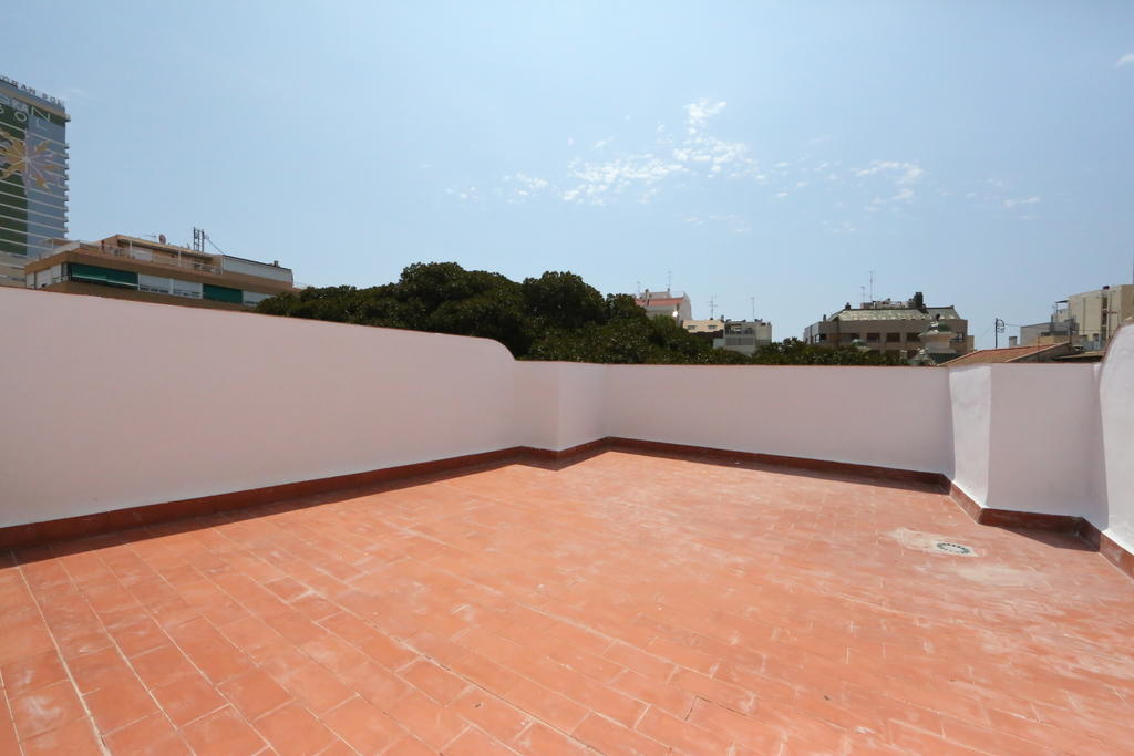 Wellrenting - Prado Sastre Apartment อาลิกันเต ภายนอก รูปภาพ