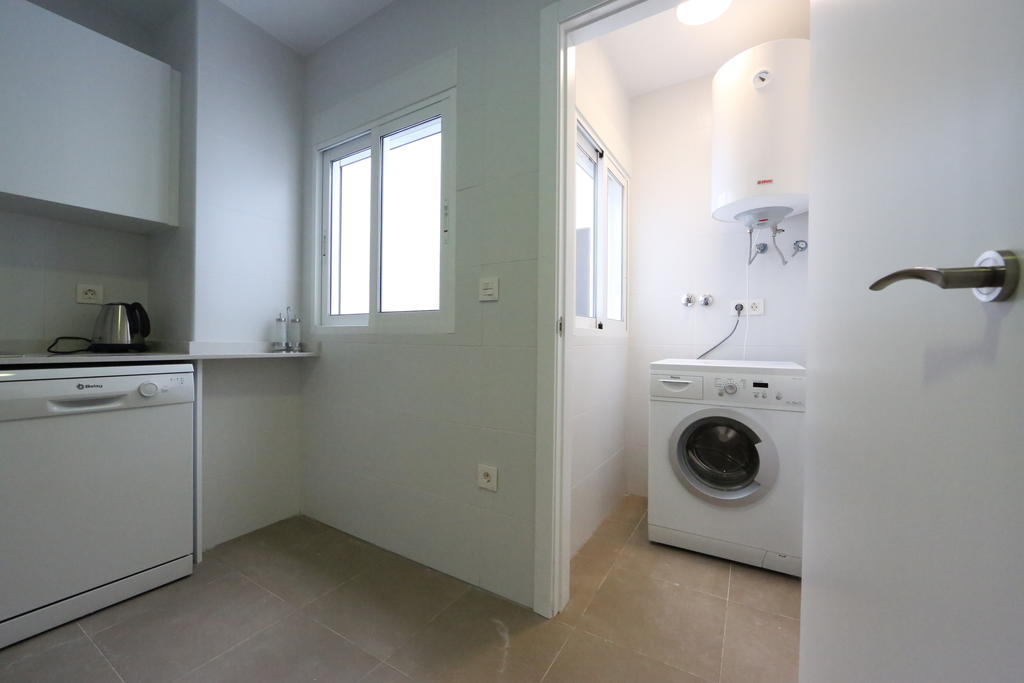 Wellrenting - Prado Sastre Apartment อาลิกันเต ภายนอก รูปภาพ